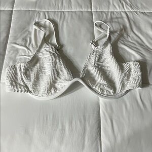 White wired swim top